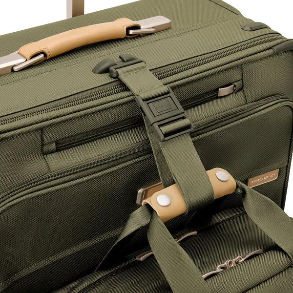 Briggs & Riley Baseline Global Carry-on Spinner