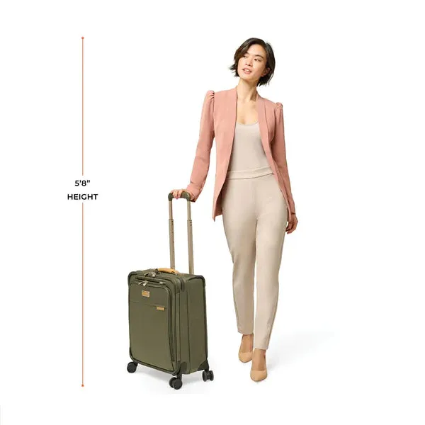 Briggs & Riley Baseline Global Carry-on Spinner