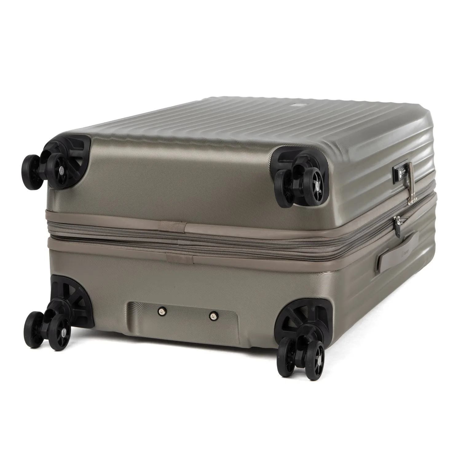 Maxlite® Air Medium Check-in Expandable Hardside Spinner